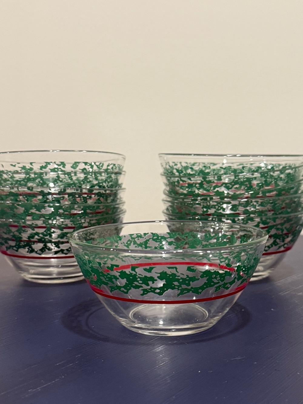Arcoroc France Glass Bowls Set of 9 Red Green Christmas Holiday 5”
